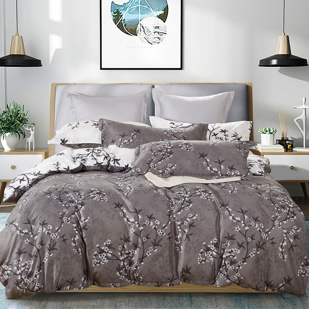 Iyanu Quilt Cover Set