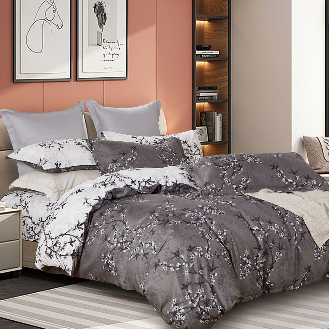 Iyanu Quilt Cover Set